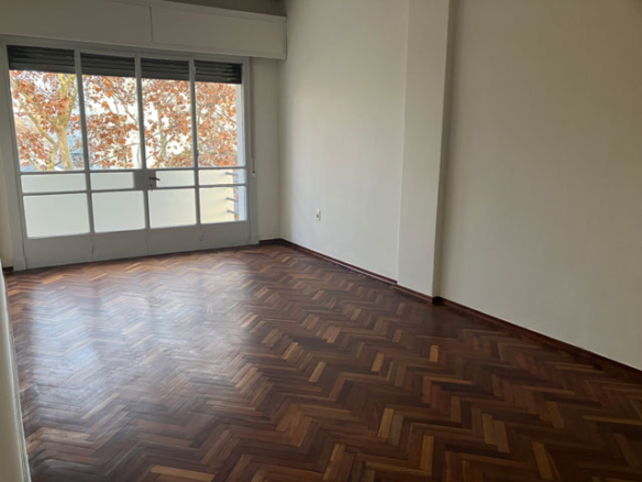 Apartamento céntrico muy luminoso con garaje